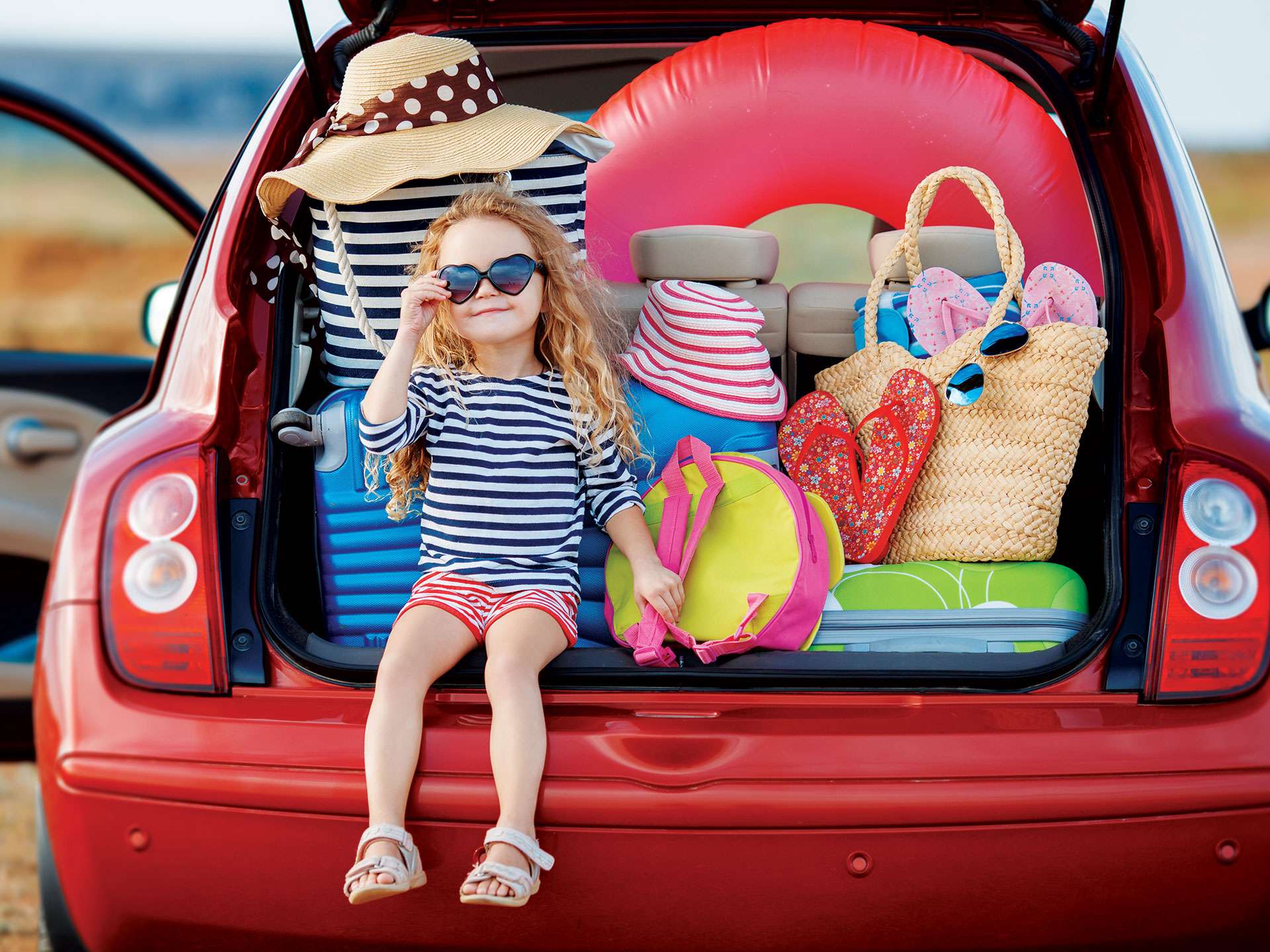 Have an easy and safe travel with your kids