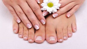 How to get healthy nails?